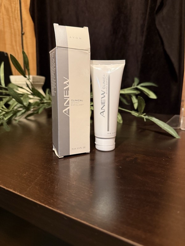 Avon Anew Clinical micro exfoliant 2.5 fl oz Vintage New