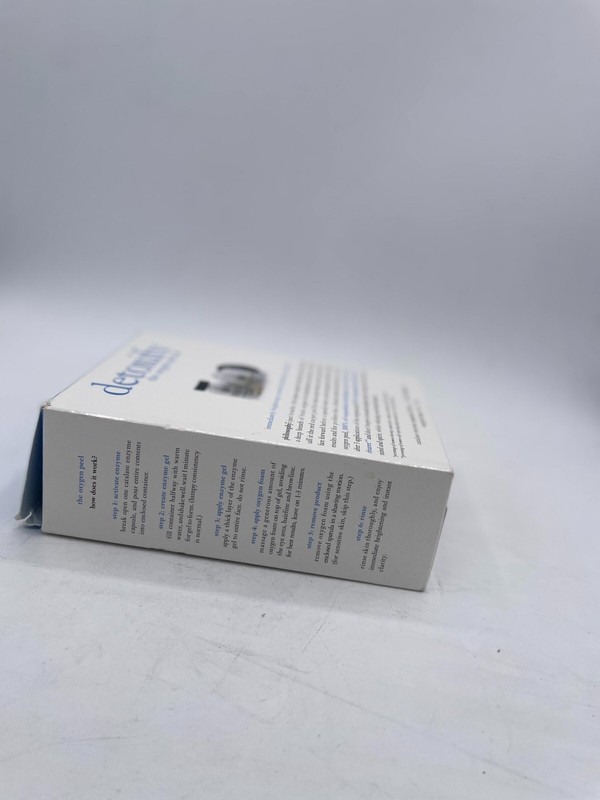 Philosophy Detoxify the Oxygen Peel: Catalase Enzyme Gel Capsules + Oxygen Foam gallery