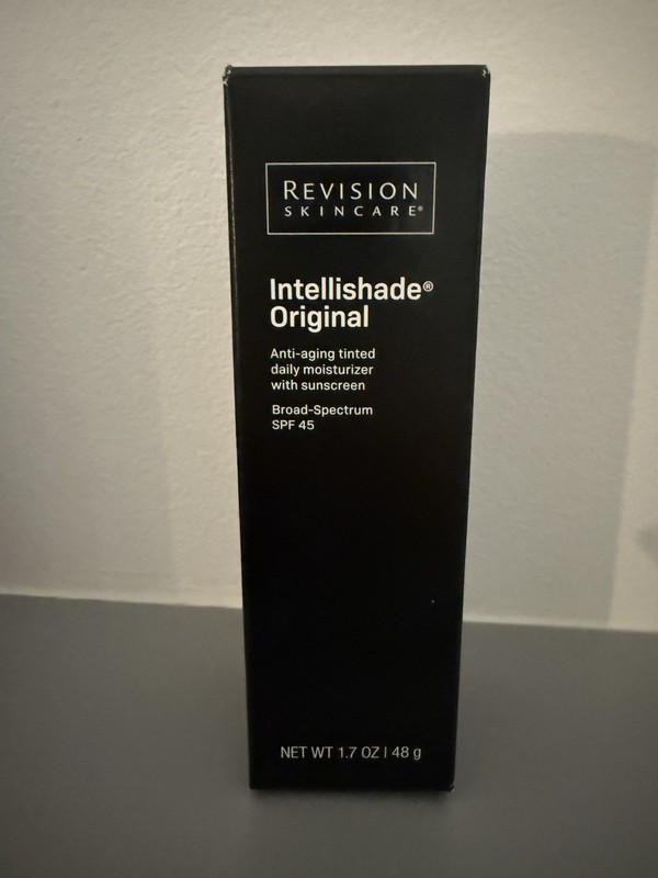 Revision Skincare Intellishade Original Tinted Moisturizer – 1.7oz