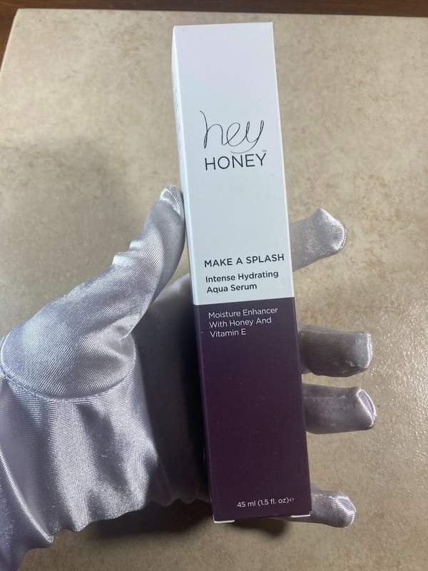 Hey Honey Make A Splash Intense Hydrating Aqua Serum 1.5 oz MSRP $49 Full Size!
