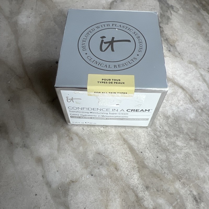It Cosmetics Confidence in a Cream Anti-Aging Armour Full Size 2oz New/Sealed